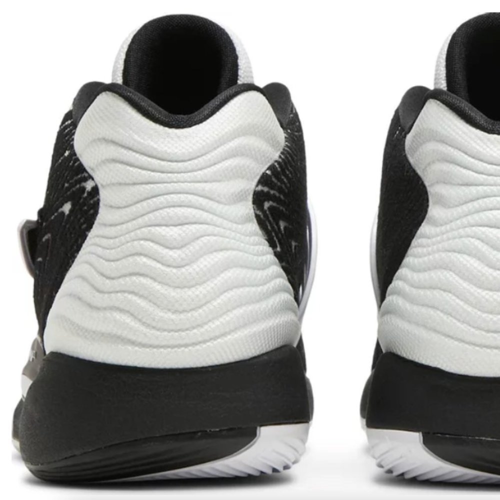 Nike KD 14 TB 'Black White' Men's 10.5 Basketball Sneaker Shoes (DA7850-001)